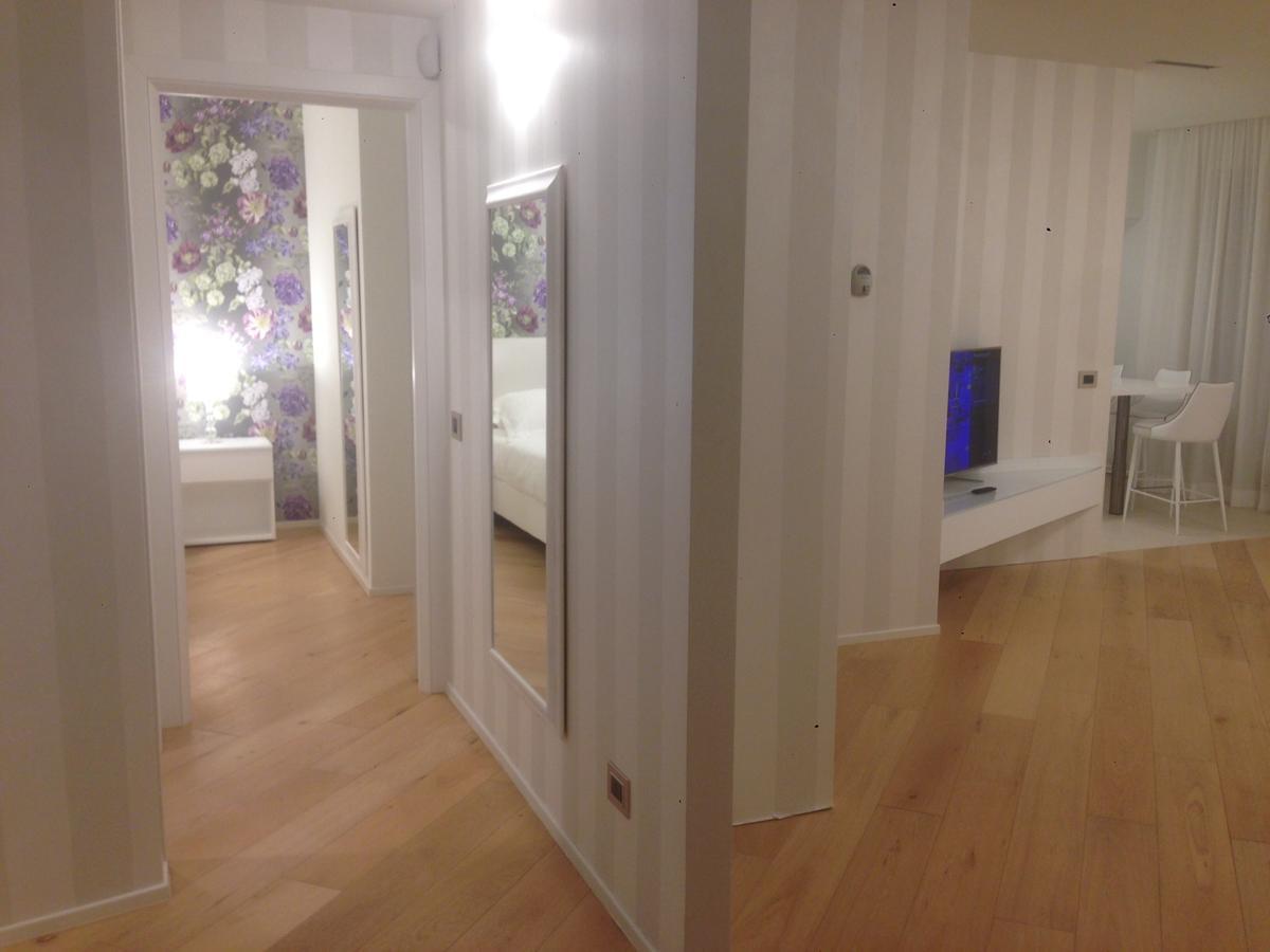 Embassy Aparthotel リミニ エクステリア 写真